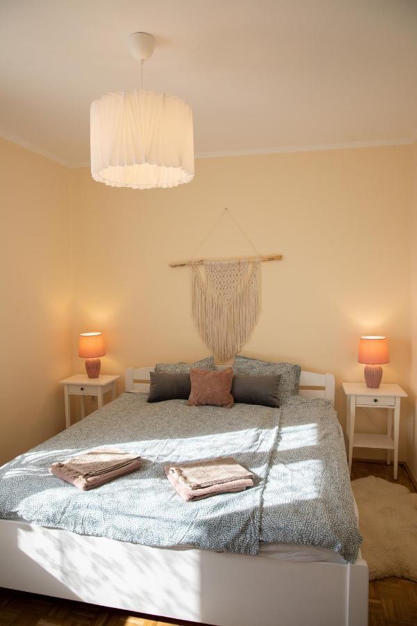 Firpo Apartman Eger Exterior foto